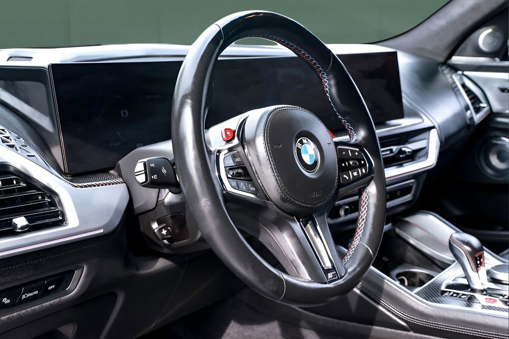 Used 2024 BMW XM image 27