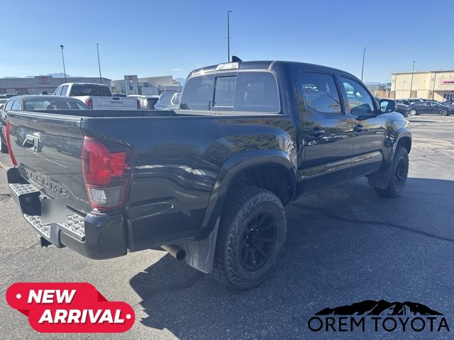 Used 2019 Toyota Tacoma TRD Sport AWD/4WD image 14