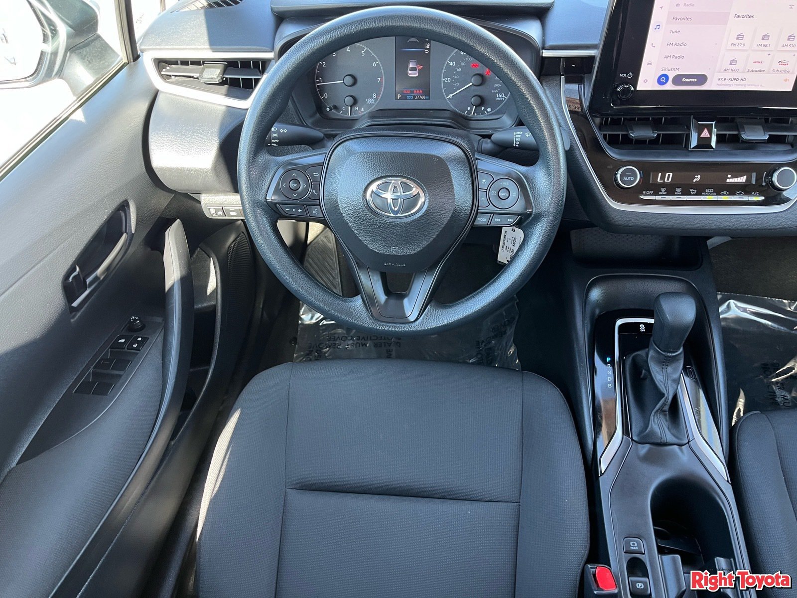 Certified 2025 Toyota Corolla LE FWD image 17
