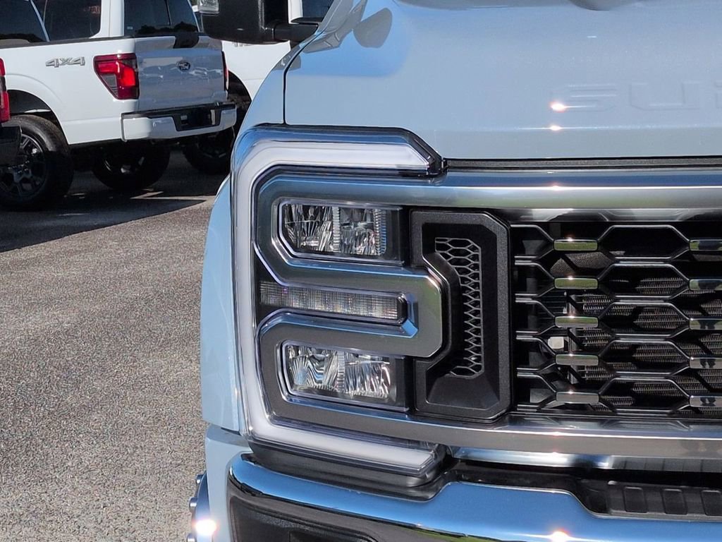 New 2026 Ford F450 Lariat w/ Lariat Ultimate Package AWD/4WD image 10