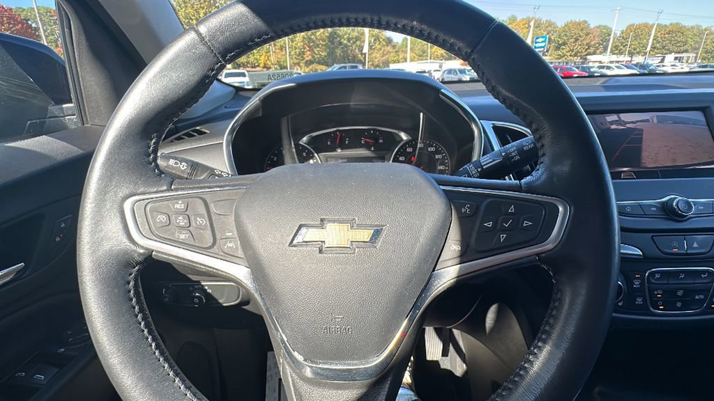 Used 2022 Chevrolet Equinox LT image 23