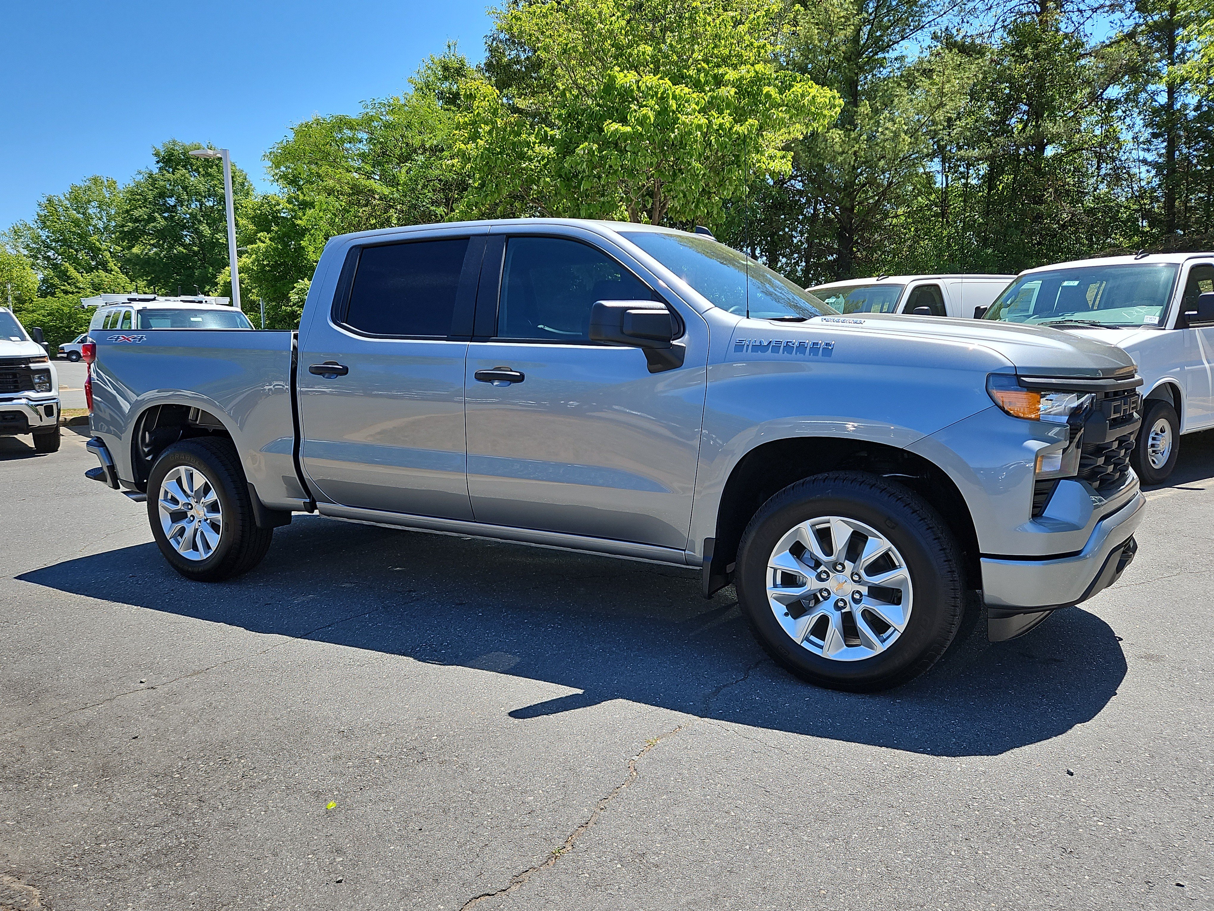 New 2026 Chevrolet Silverado 1500 Custom AWD/4WD image 8