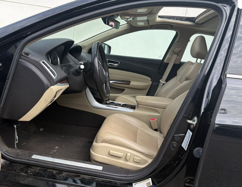 Used 2020 Acura TLX w/ Technology Package FWD image 4