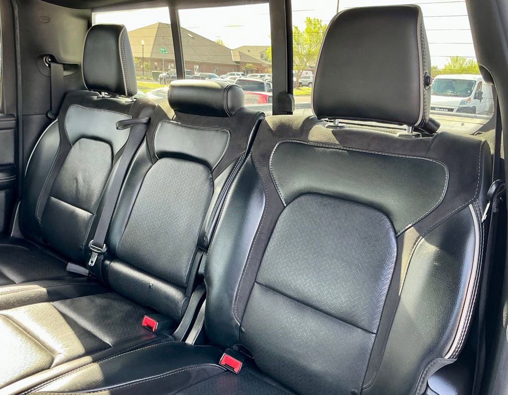 Used 2019 RAM 1500 Laramie image 29