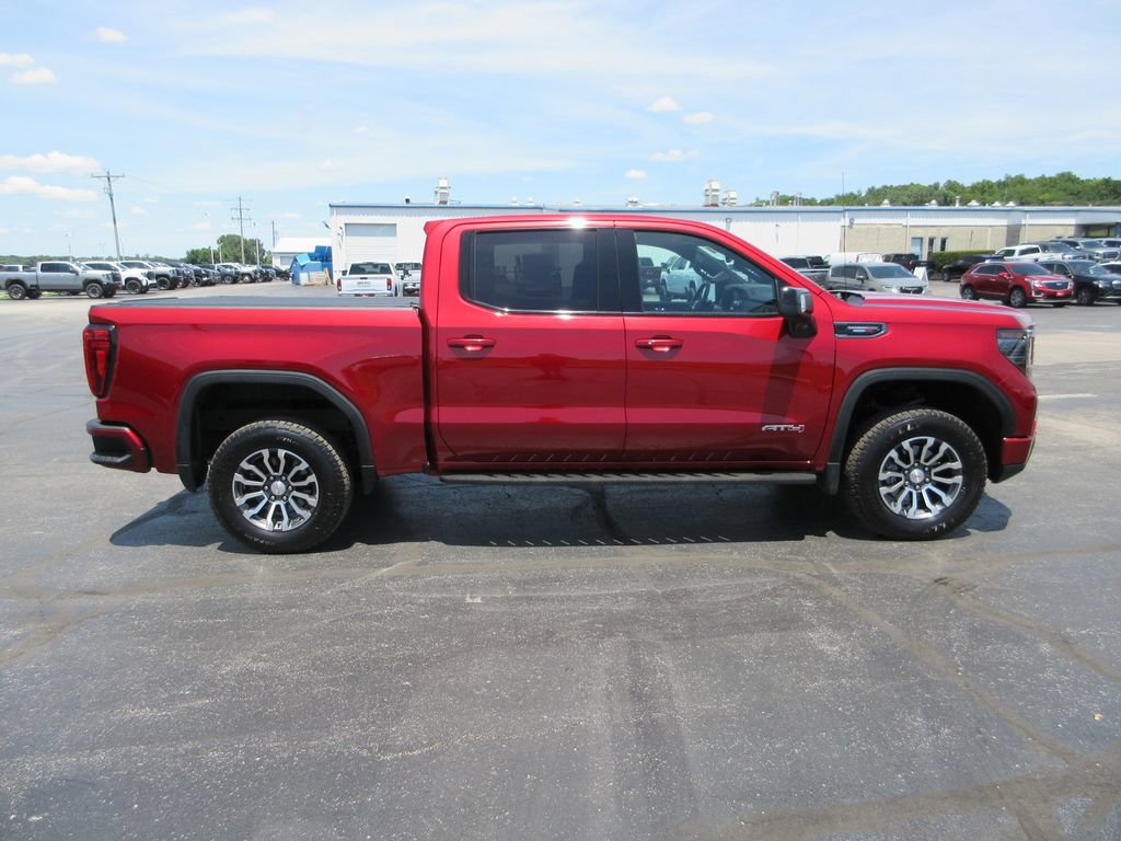 Certified 2022 GMC Sierra 1500 AT4 w/ AT4 Premium Package AWD/4WD image 5