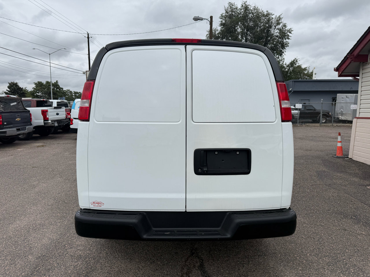 Used 2020 Chevrolet Express 2500 Extended w/ Communications Package image 8