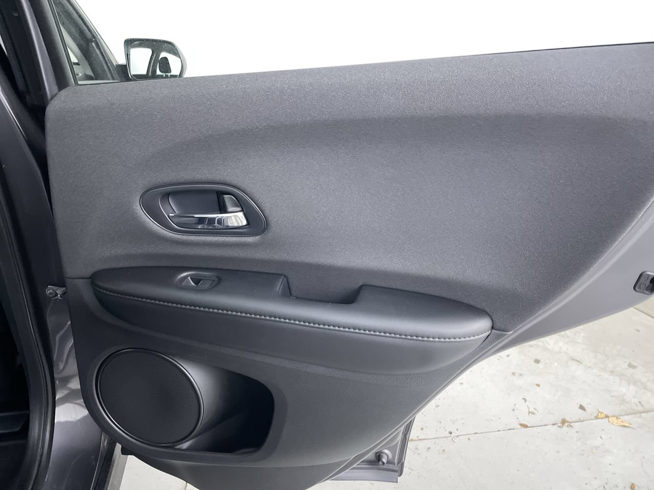 Used 2019 Honda HR-V LX image 22