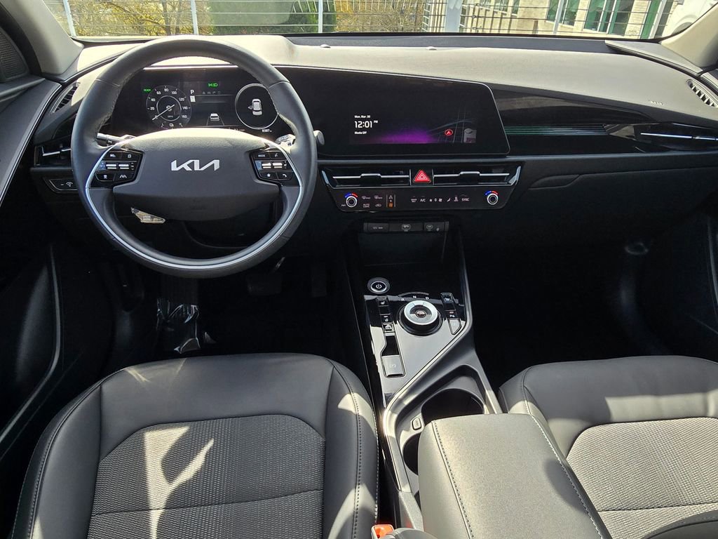 Used 2023 Kia Niro Wind w/ Wind Preserve Package FWD image 20