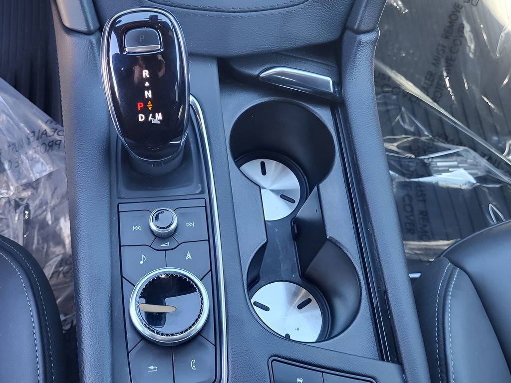 Used 2024 Cadillac XT6 Sport image 23