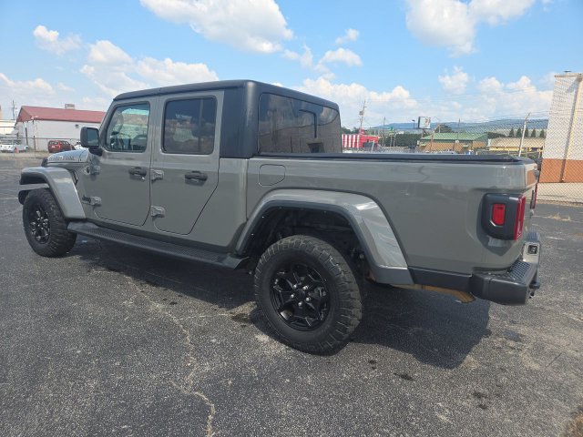Used 2023 Jeep Gladiator Sport AWD/4WD image 6