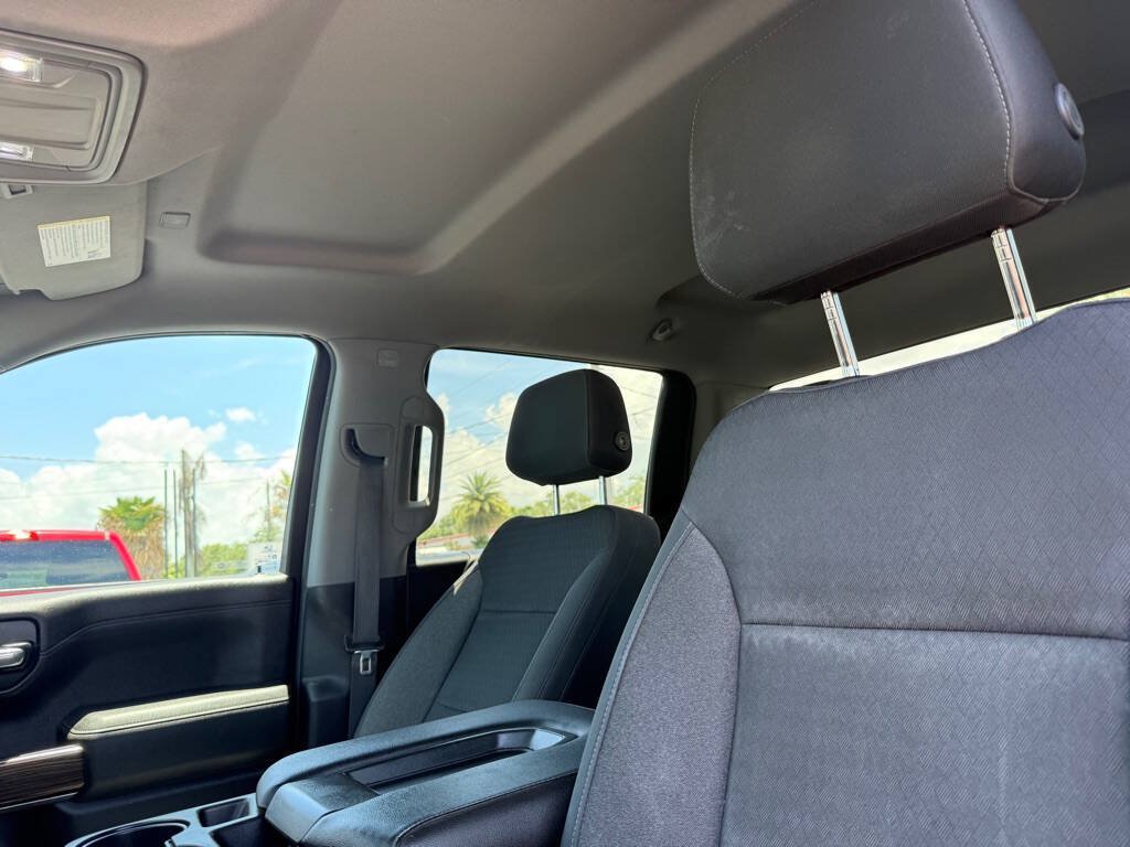 Used 2019 Chevrolet Silverado 1500 LT AWD/4WD image 11