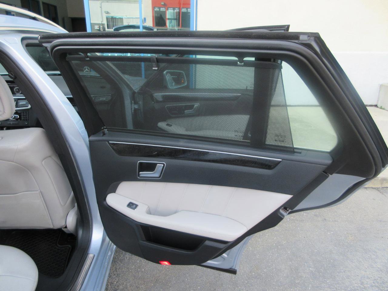 Used 2013 Mercedes-Benz E 350 4MATIC Wagon image 30