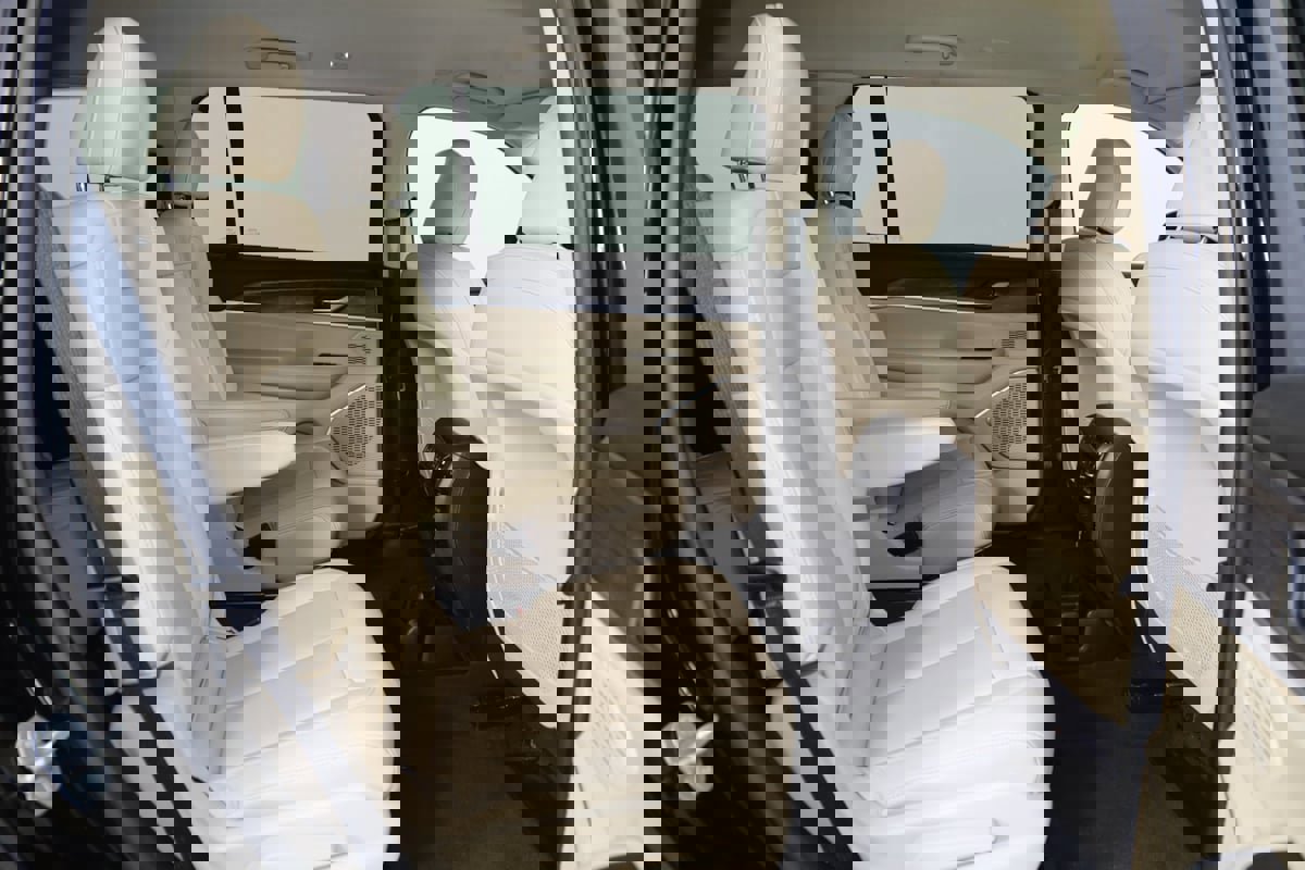 Used 2022 Jeep Grand Cherokee L Limited image 14