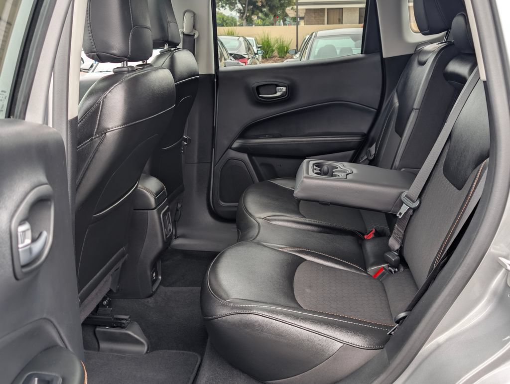 Used 2020 Jeep Compass Latitude w/ Safety & Security Group FWD image 13