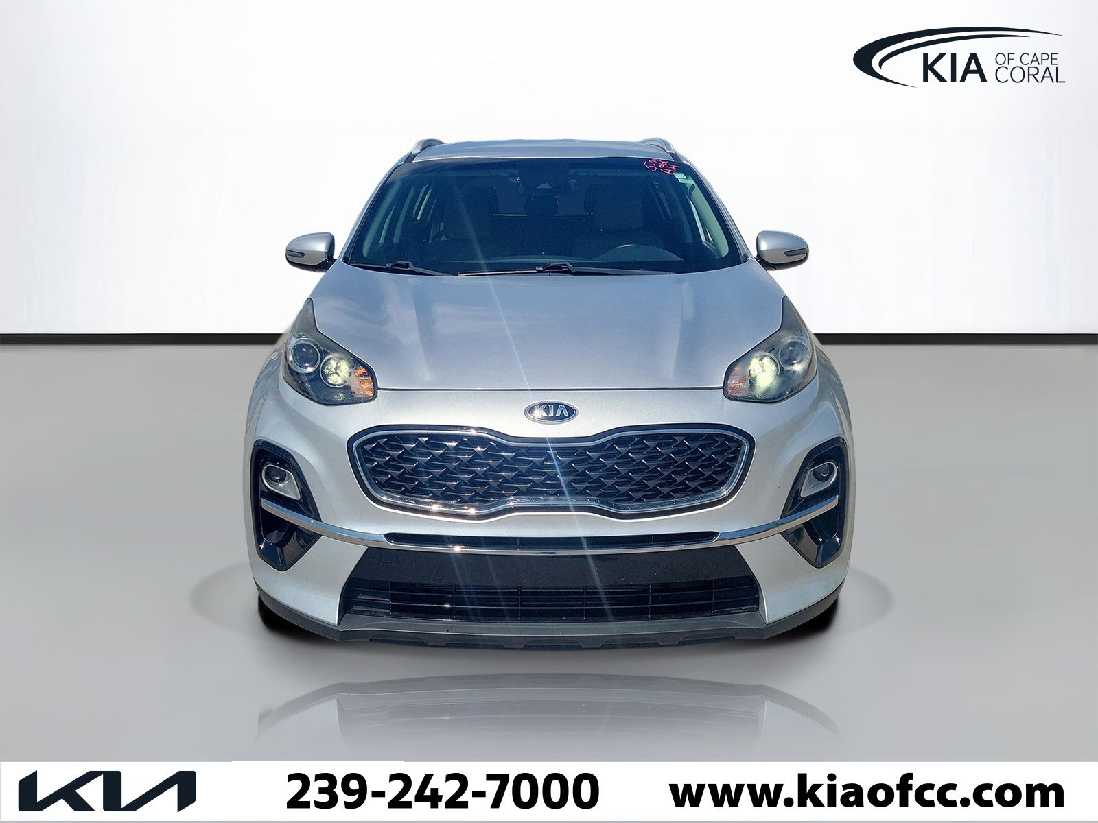 Used 2020 Kia Sportage EX FWD image 2