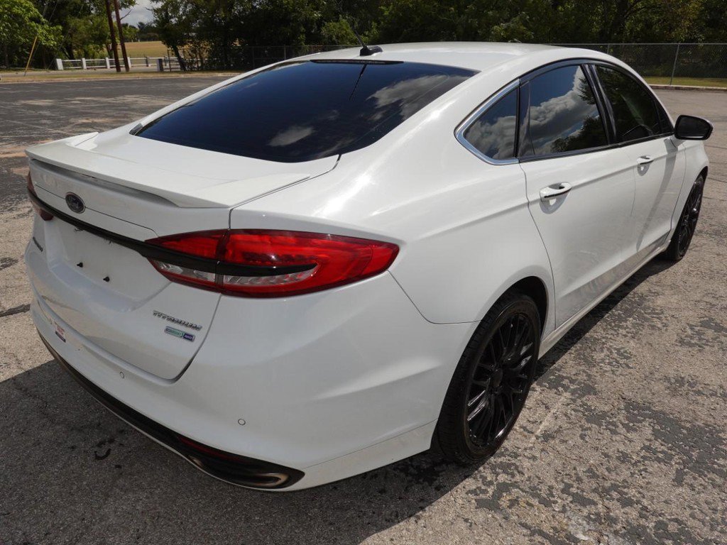 Used 2018 Ford Fusion Titanium image 7