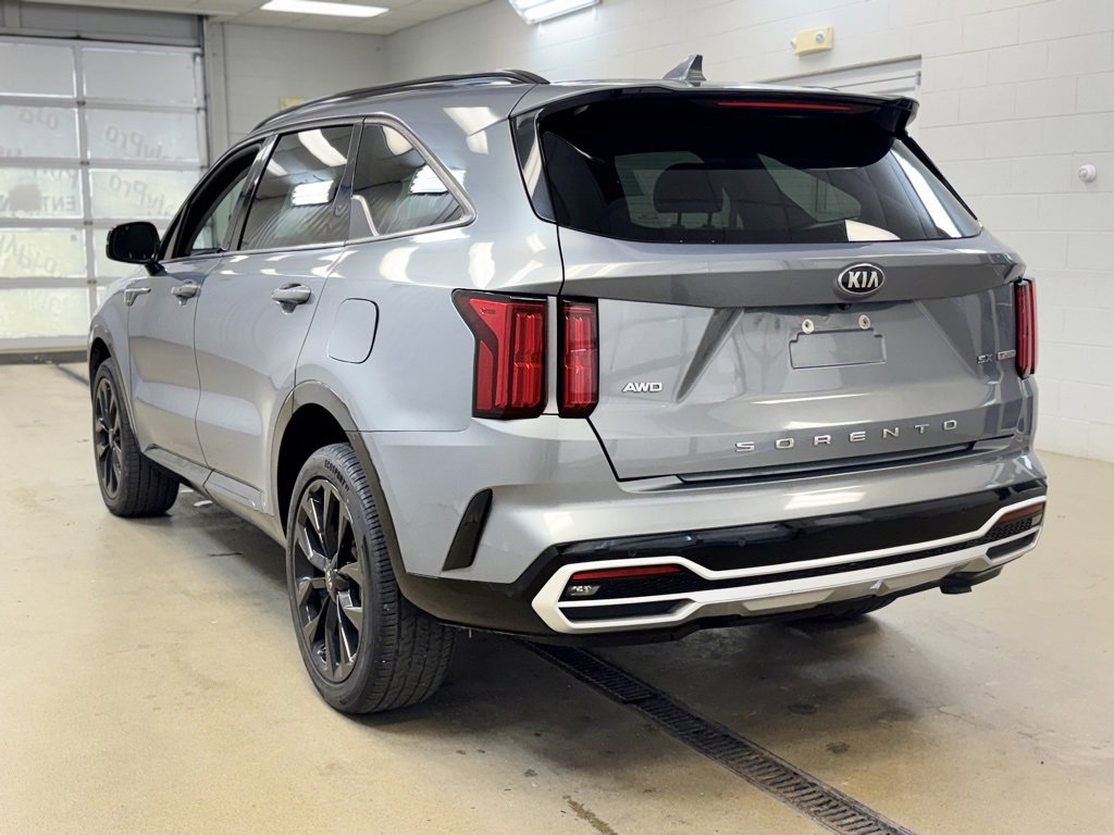 Used 2021 Kia Sorento SX image 7