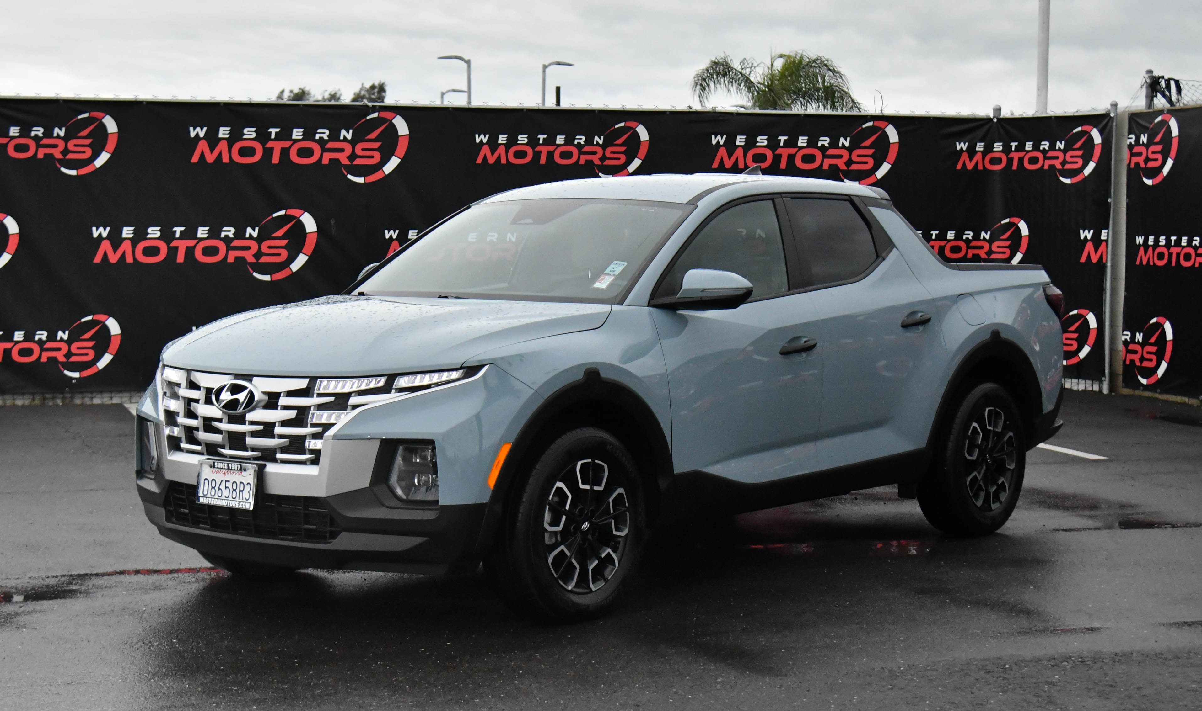 Used 2024 Hyundai Santa Cruz SEL image 3