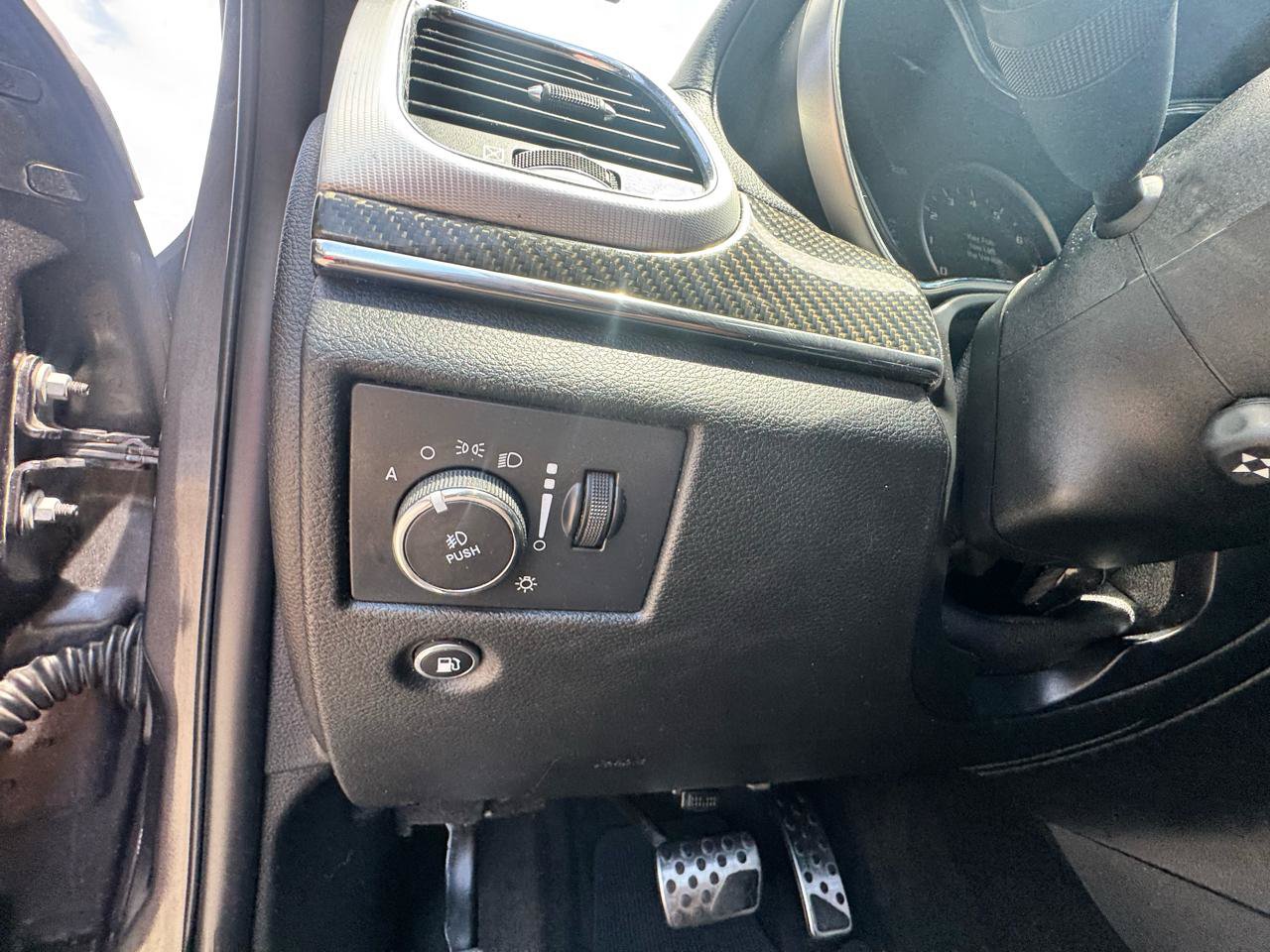 Used 2018 Jeep Grand Cherokee SRT AWD/4WD image 25