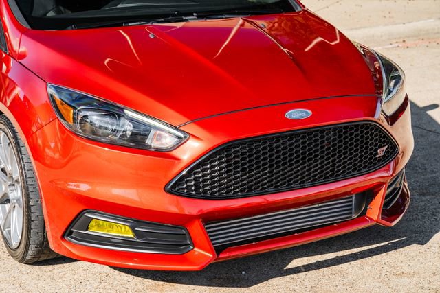 Used 2018 Ford Focus ST w/ Equipment Group 401A image 21
