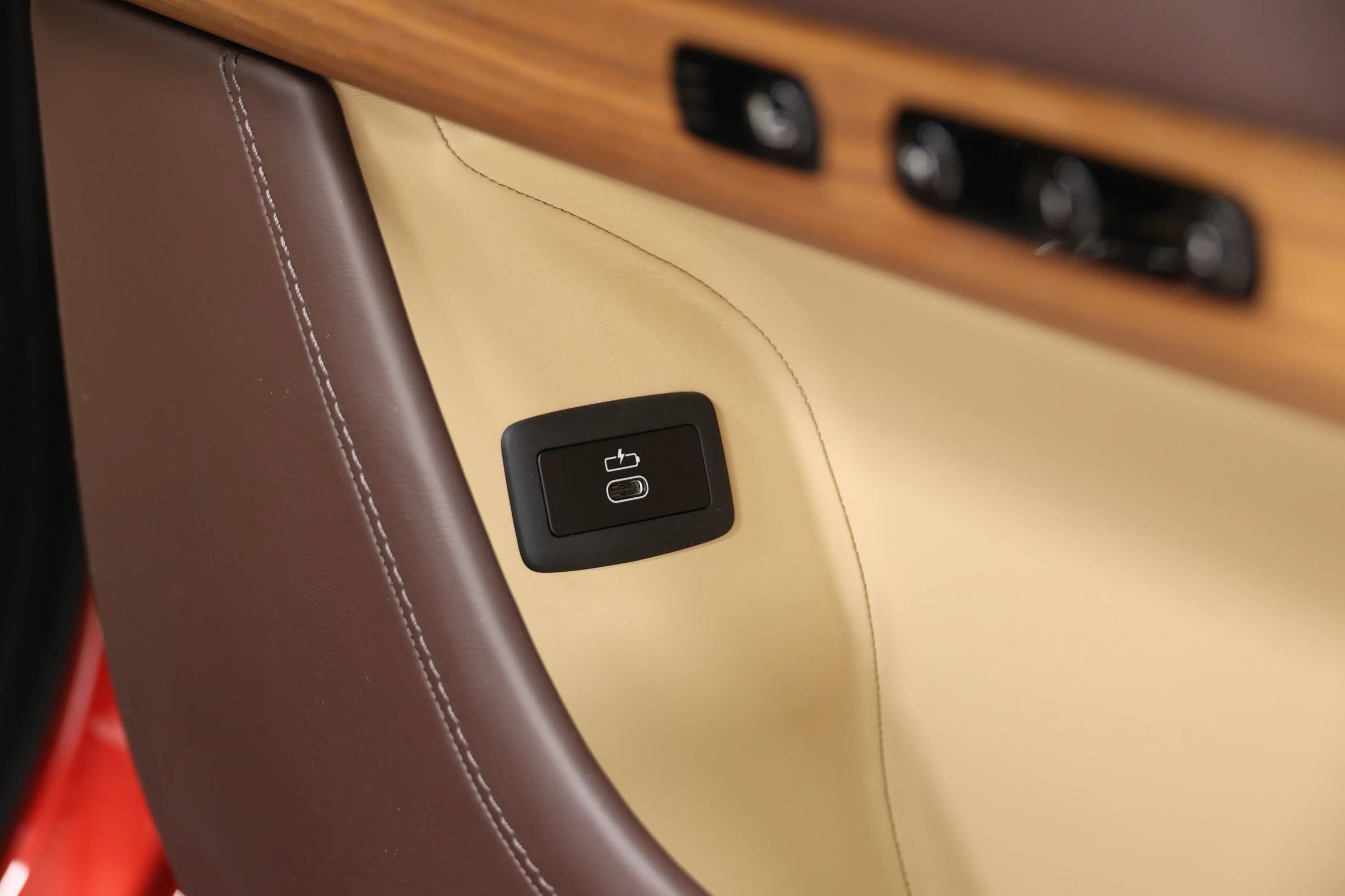 Used 2022 Rolls-Royce Ghost w/ Ghost Package image 58