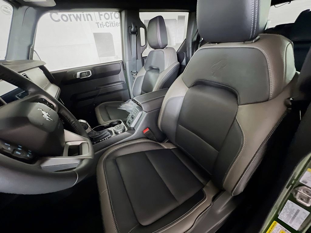 New 2025 Ford Bronco Outer Banks image 25
