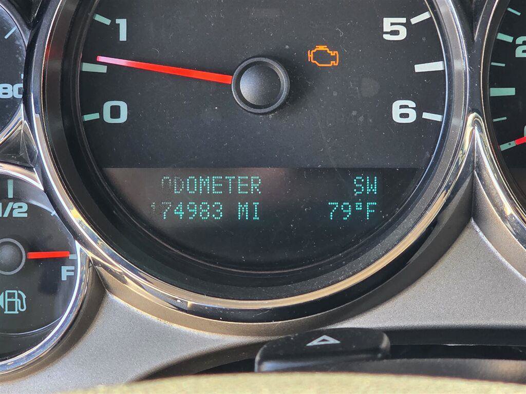 Used 2013 Chevrolet Silverado 1500 LT w/ All-Star Edition AWD/4WD image 12