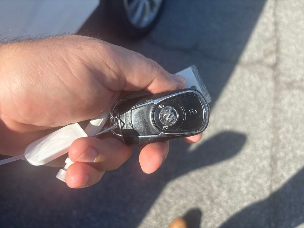 Used 2017 Buick Encore Preferred image 35