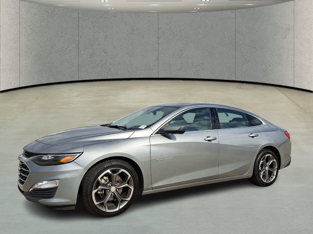 Used 2024 Chevrolet Malibu LT image 1