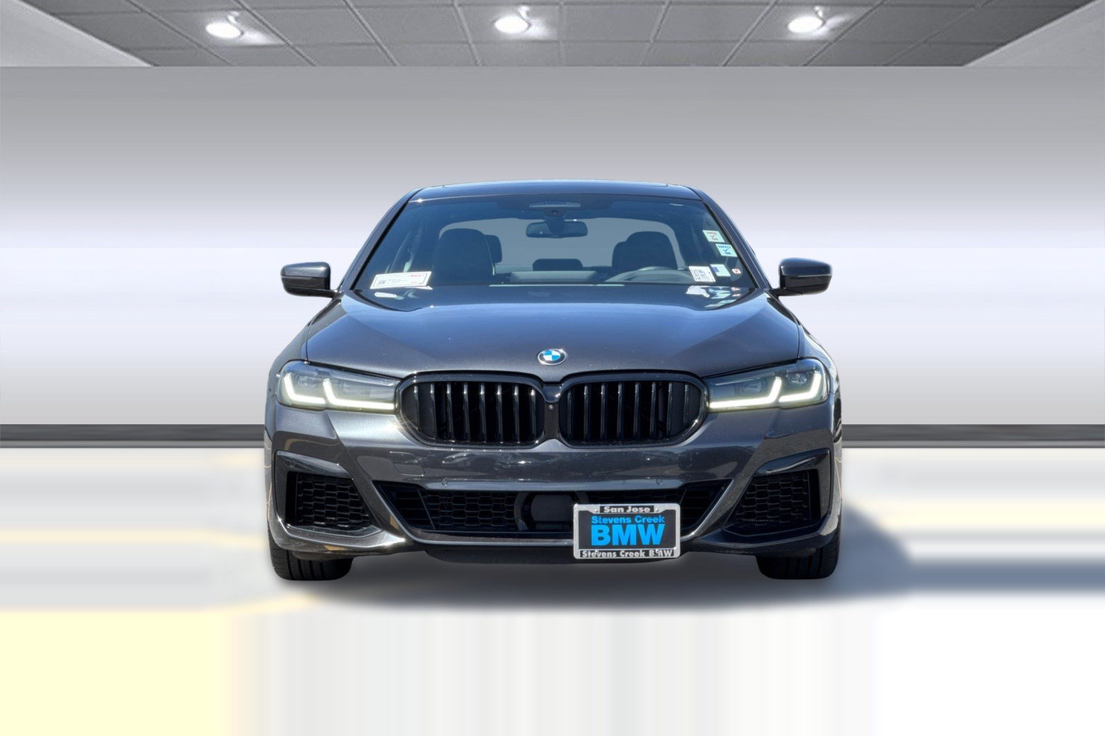 Used 2022 BMW M550i xDrive AWD/4WD image 5