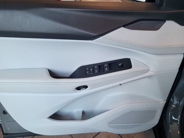 New 2026 Jeep Cherokee Laredo AWD/4WD image 9