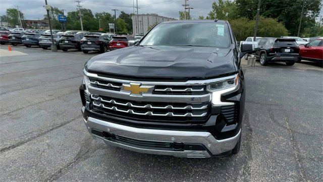 New 2026 Chevrolet Silverado 1500 LTZ w/ LTZ Premium Package image 5