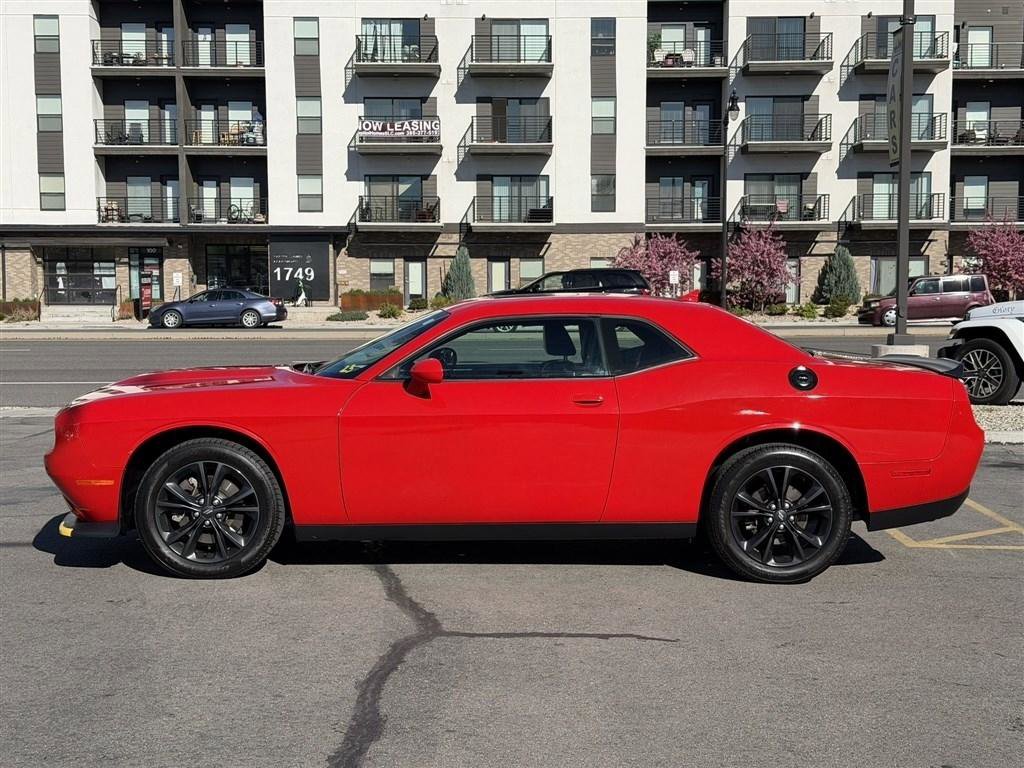 Used 2020 Dodge Challenger GT w/ Plus Package image 3