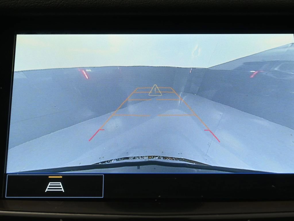 Used 2023 Cadillac XT6 Premium Luxury image 15