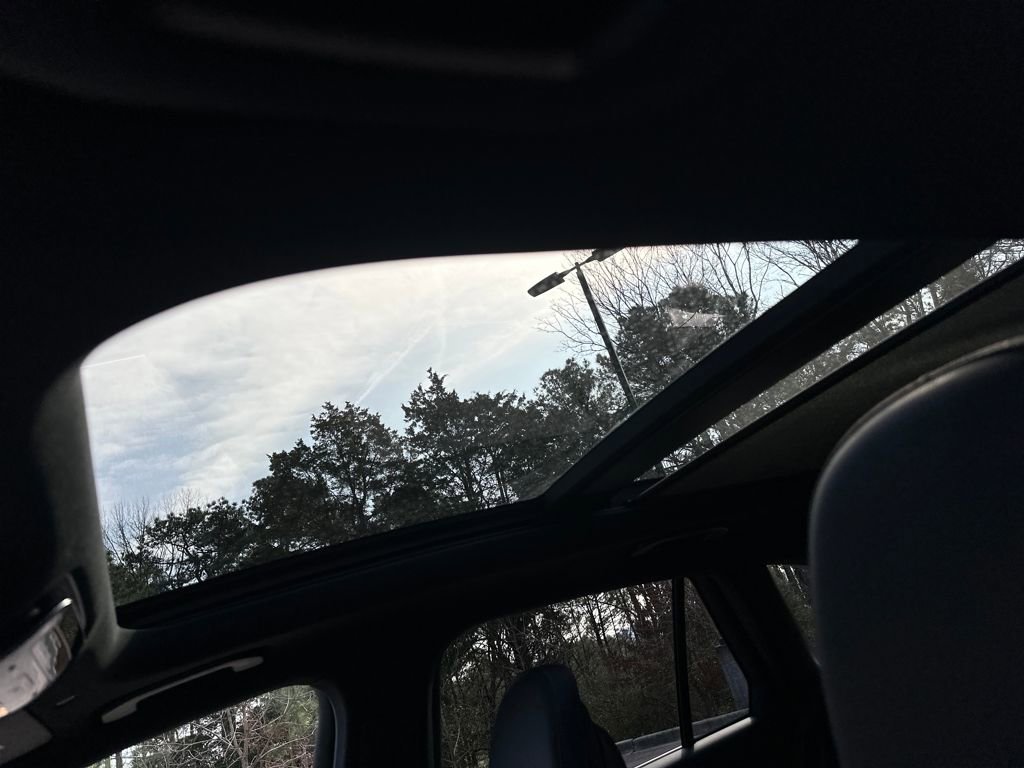 Certified 2025 Mercedes-Benz GLC 300 4MATIC image 24