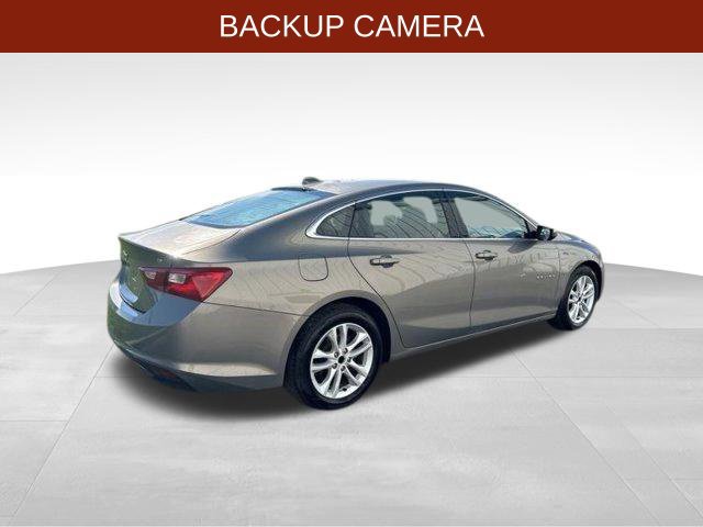Used 2017 Chevrolet Malibu LT FWD image 7