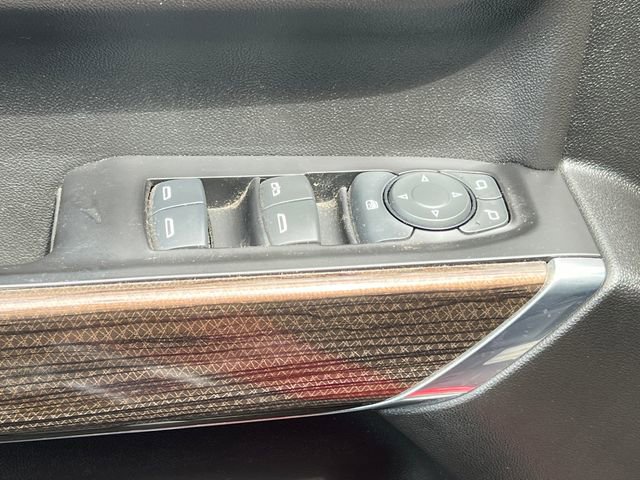 Used 2019 Chevrolet Silverado 1500 LT AWD/4WD image 16