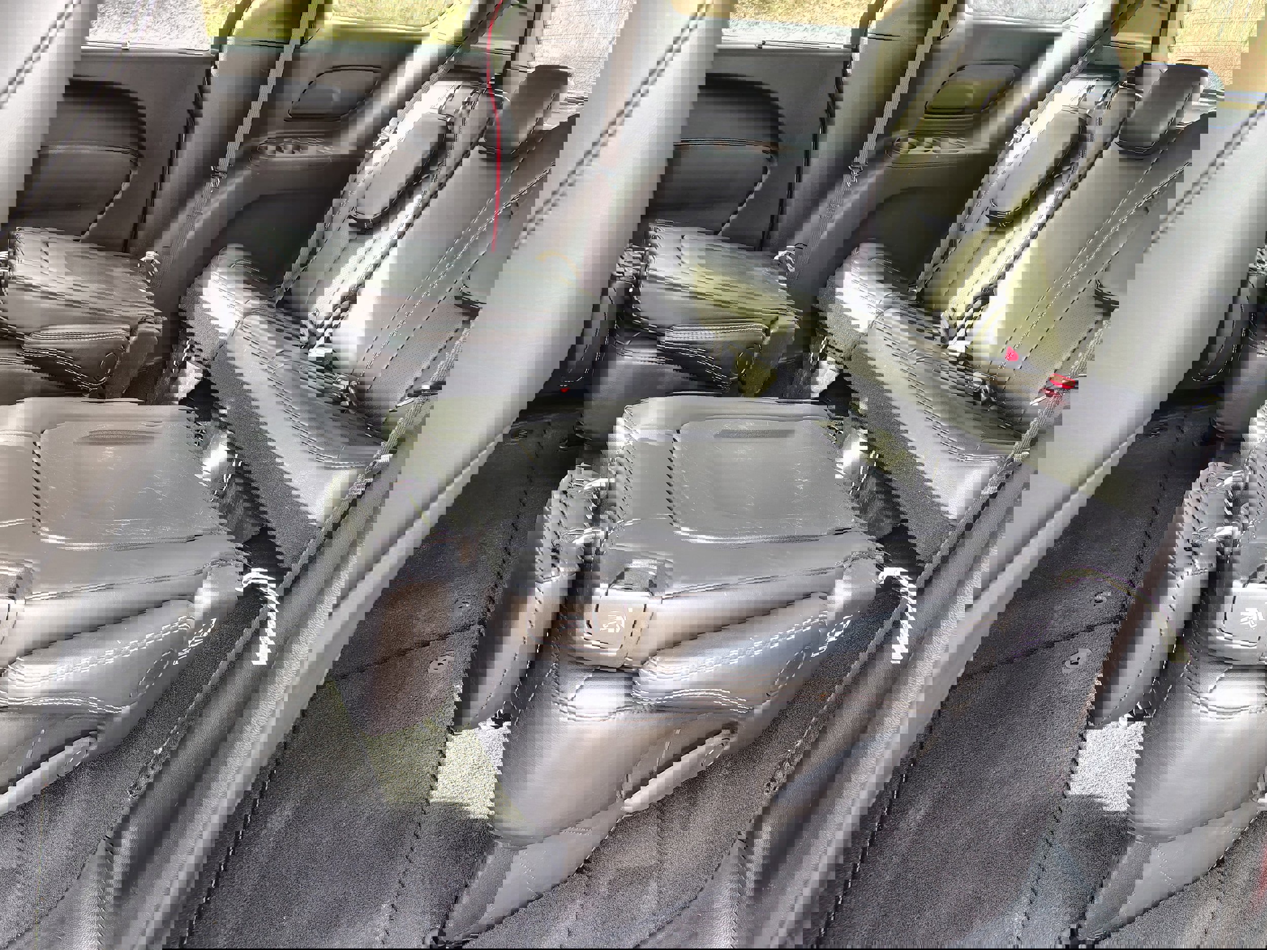 Used 2025 Chrysler Pacifica Select image 22