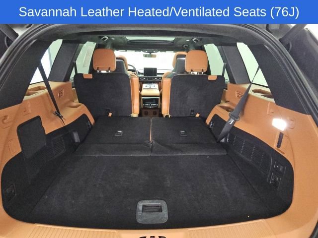 Used 2024 Lincoln Aviator Black Label w/ Dynamic Handling Package image 27
