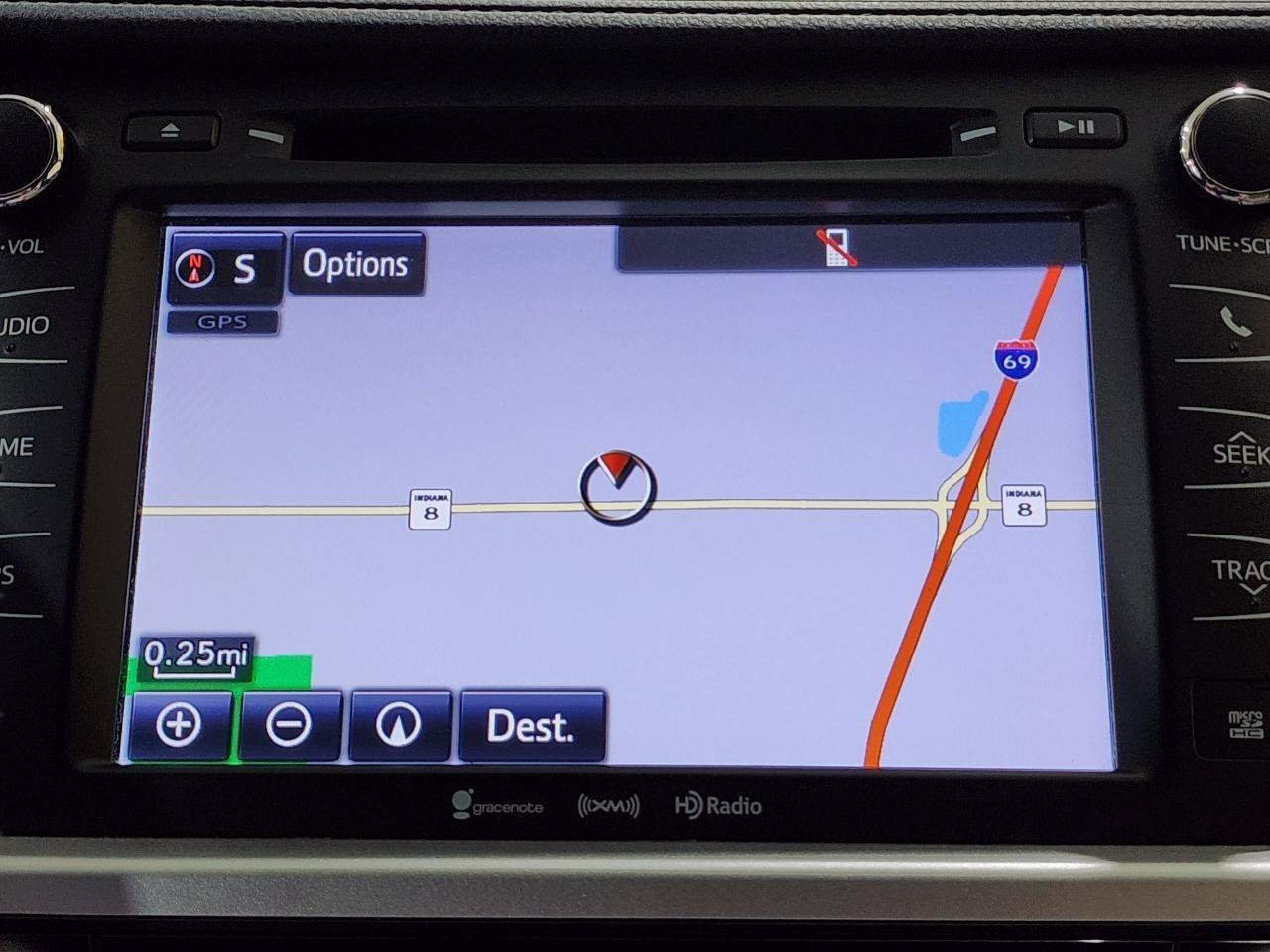 Used 2019 Toyota Highlander XLE AWD/4WD image 23