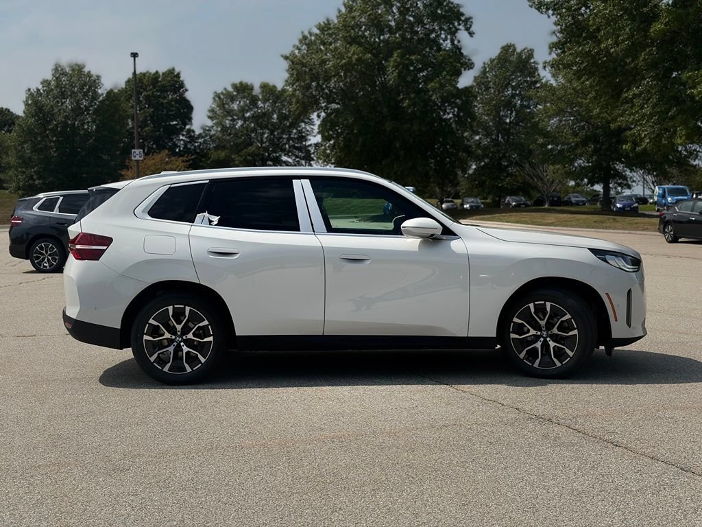New 2026 BMW X3 xDrive30i w/ Convenience Package AWD/4WD image 7