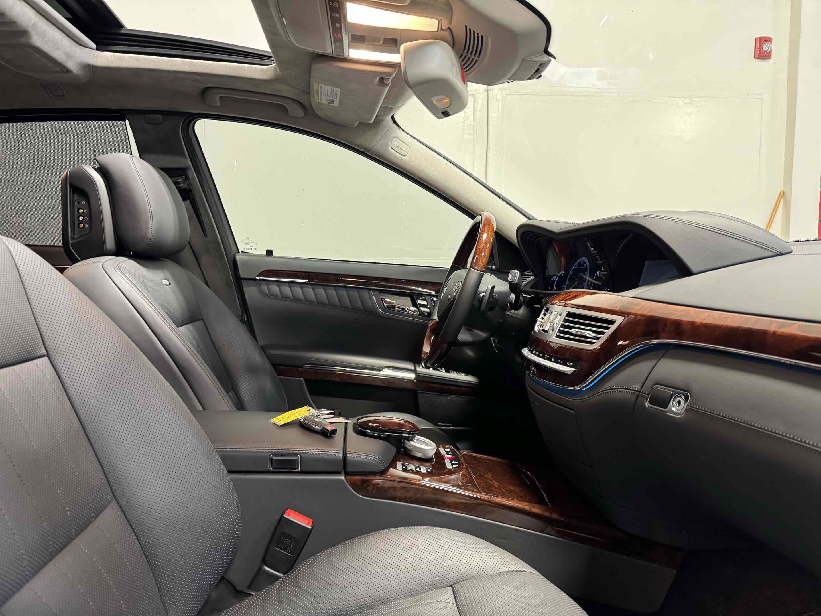 Used 2010 Mercedes-Benz S 600 image 92