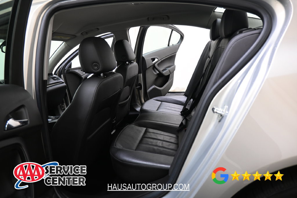 Used 2011 Buick Regal CXL w/ RL3 Preferred Equipment Group FWD image 15