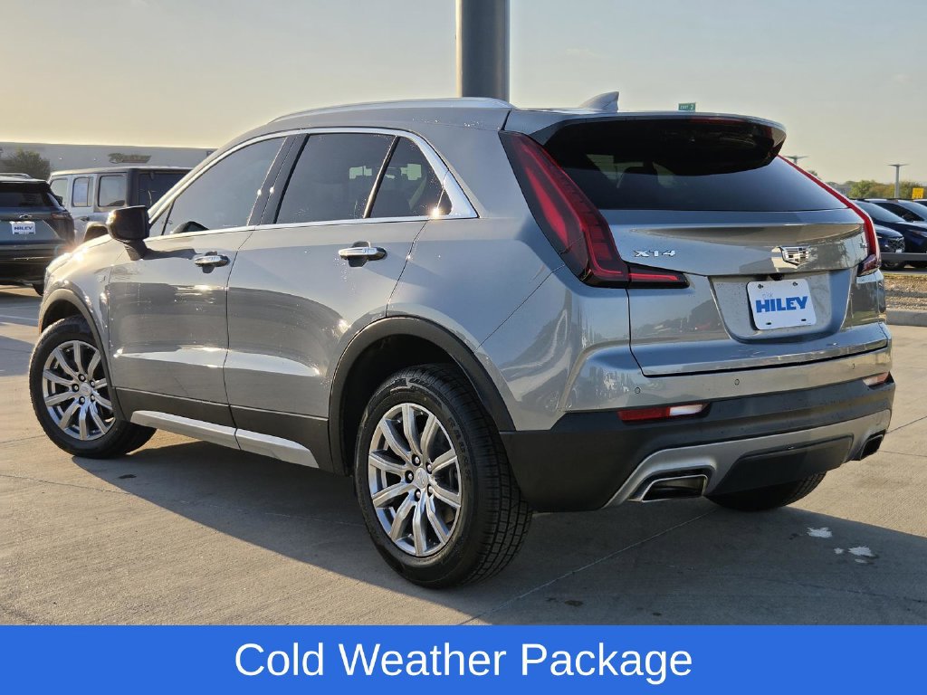 Used 2023 Cadillac XT4 Premium Luxury w/ Cold Weather Package FWD image 3