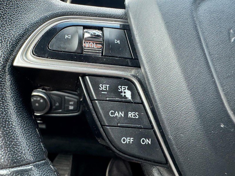 Used 2019 Lincoln Nautilus FWD image 18