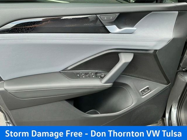 New 2026 Volkswagen Tiguan SE R-Line AWD/4WD image 12