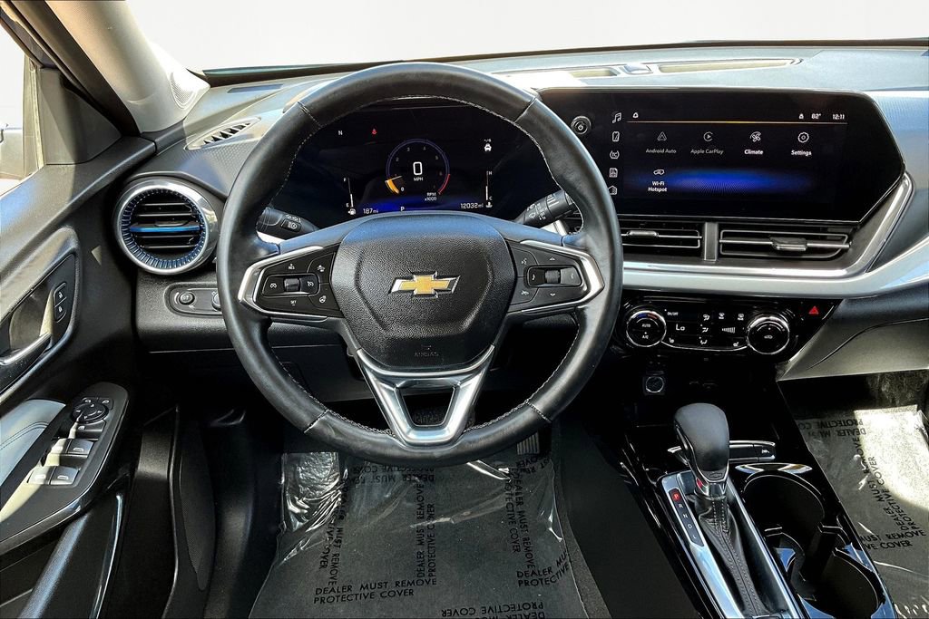 Used 2024 Chevrolet Trax LT w/ Driver Confidence Package image 5