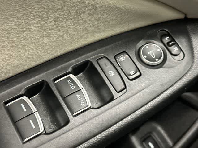 Used 2018 Honda Accord Touring image 20