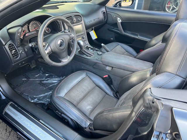 Used 2012 Chevrolet Corvette Grand Sport w/ 3LT Preferred Equipment Group image 10