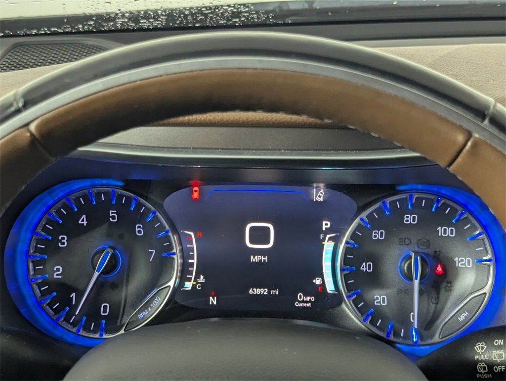 Used 2018 Chrysler Pacifica Limited w/ Advanced Safetytec Group image 18